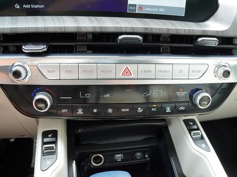 Certified 2024 Kia Telluride SX FWD image 30