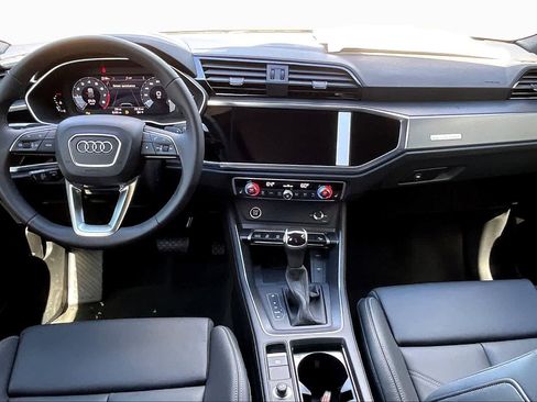 Used 2025 Audi Q3 2.0T Premium w/ Convenience Package AWD/4WD image 5