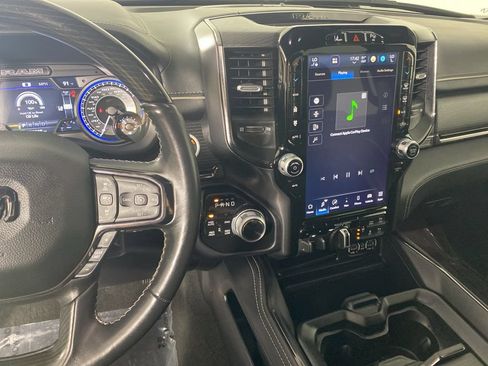 Used 2022 RAM 1500 Limited AWD/4WD image 15