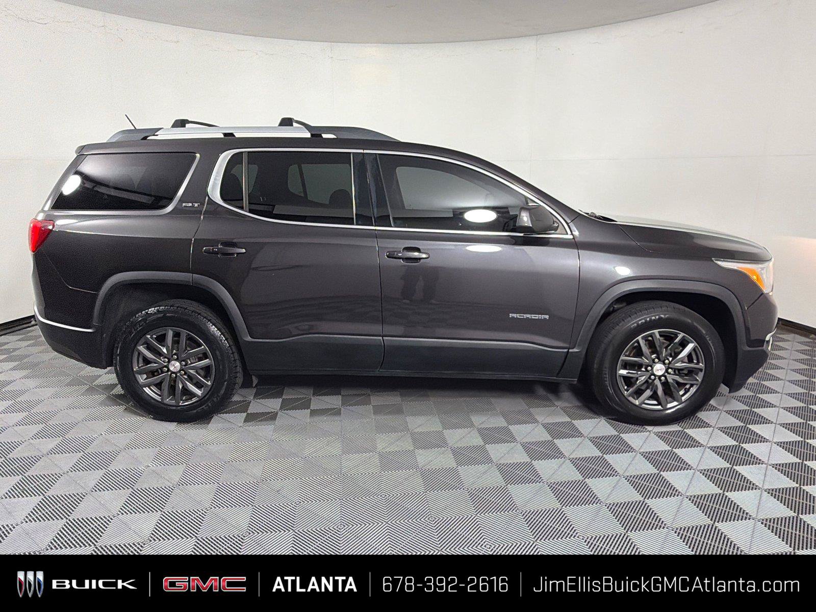 Used 2018 GMC Acadia SLT FWD image 8
