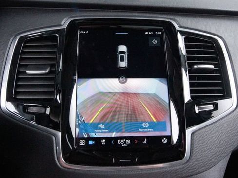 Certified 2025 Volvo XC90 B5 Plus w/ Protection Package Premier AWD/4WD image 26