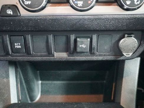 Used 2023 Toyota Tacoma SR image 14