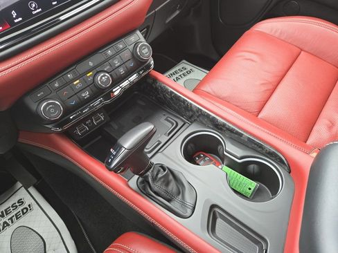 Used 2021 Dodge Durango SRT Hellcat w/ SRT Interior Appearance Group image 27