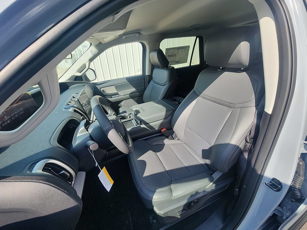 New 2027 Ford Expedition Active RWD image 15