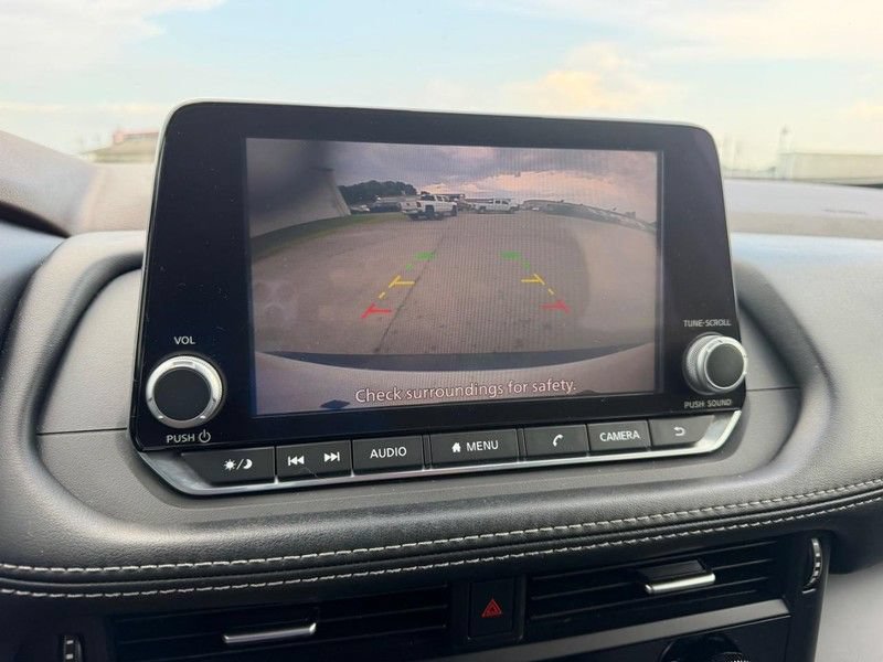 Used 2021 Nissan Rogue S FWD image 19