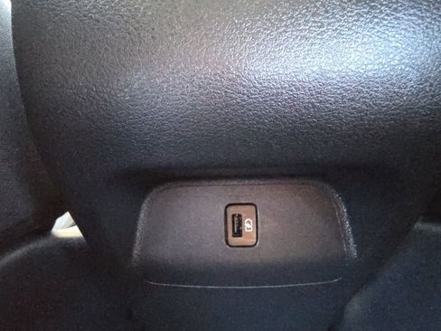 Used 2024 Nissan Sentra SV image 30