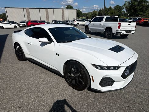 Used 2024 Ford Mustang GT Premium RWD image 11