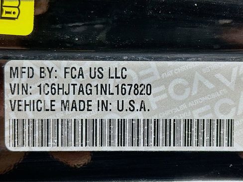 Used 2022 Jeep Gladiator Sport image 35