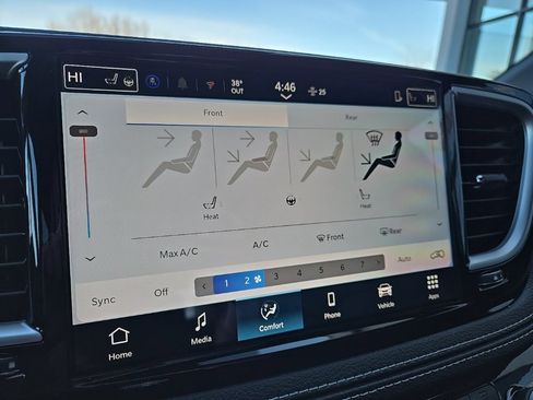 New 2026 Chrysler Pacifica Select w/ S Appearance Package image 50