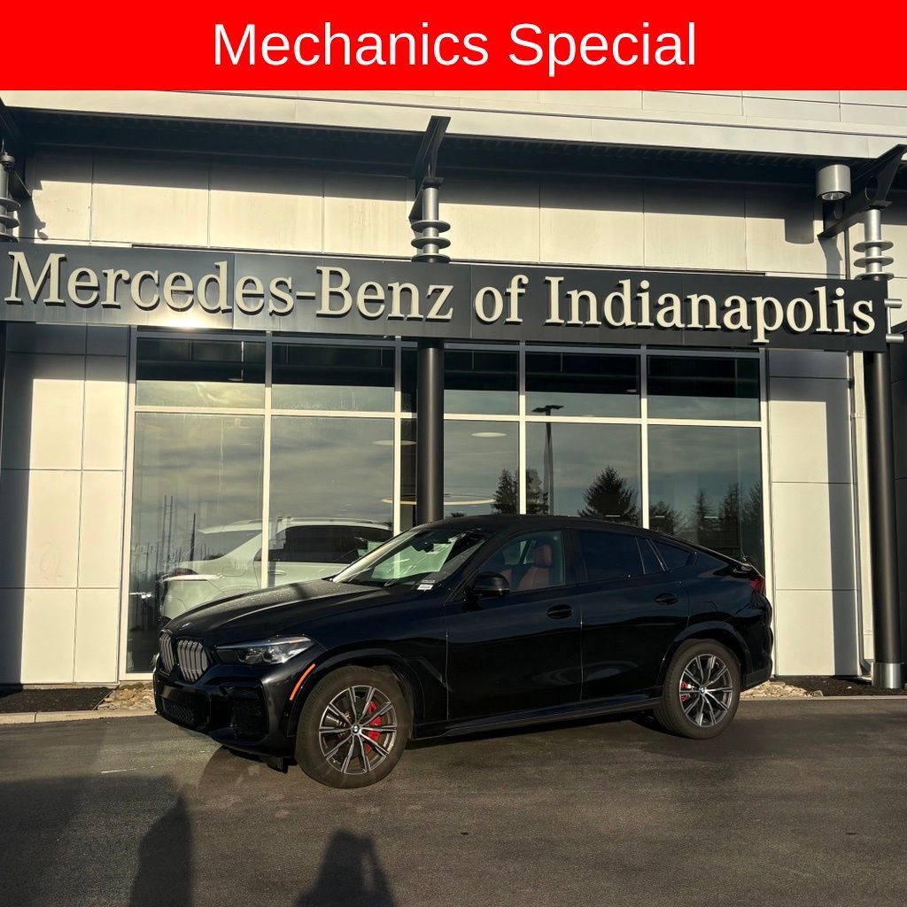 Used 2022 BMW X6 xDrive40i w/ M Sport Package AWD/4WD image 1