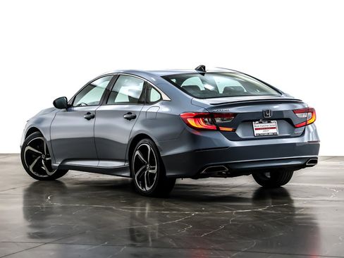 Used 2022 Honda Accord Sport image 12