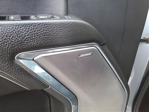 Used 2024 GMC Sierra 2500 Denali w/ Denali Reserve Package image 15