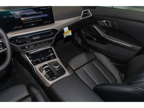 New 2026 BMW 330i xDrive Sedan w/ Convenience Package AWD/4WD image 77