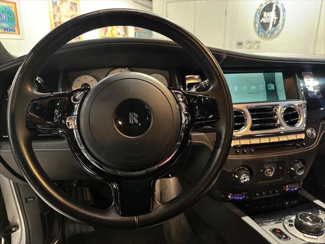 Used 2015 Rolls-Royce Ghost RWD image 13