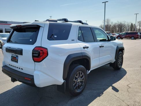 New 2026 Toyota 4Runner SR5 image 5