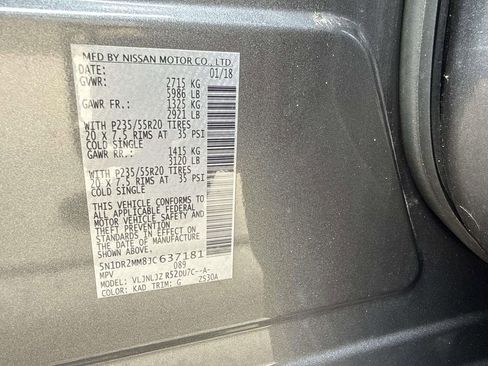 Used 2018 Nissan Pathfinder Platinum image 33