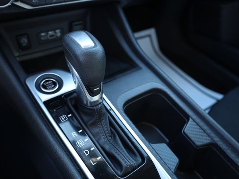 Used 2024 Nissan Sentra SV image 12