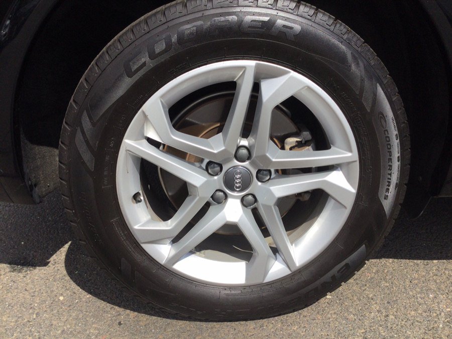 Used 2019 Audi Q5 2.0T Premium AWD/4WD image 46