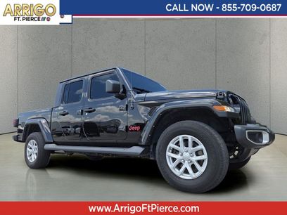 Used 2023 Jeep Gladiator Sport