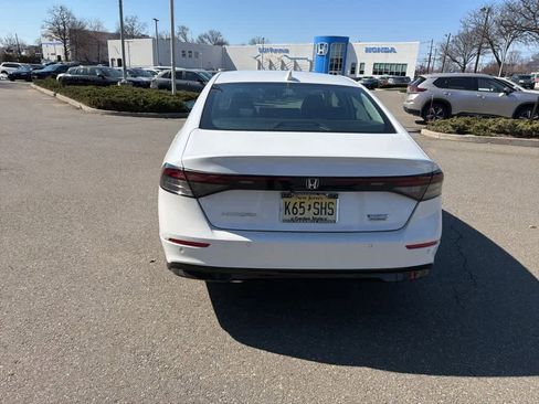 Used 2023 Honda Accord Touring image 13