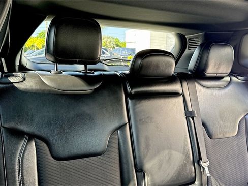 Used 2023 Jeep Compass Latitude w/ Sun and Sound Group image 48