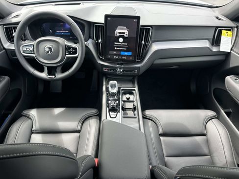 New 2026 Volvo XC60 B5 Ultra w/ Climate Package image 7