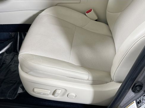 Used 2021 Lexus GX 460 Premium image 19