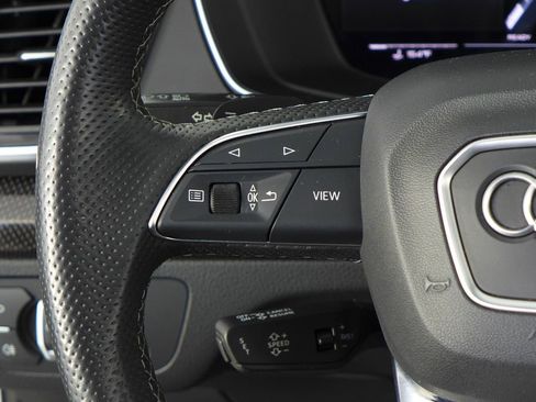 Used 2022 Audi SQ5 Premium Plus w/ Premium Plus Package image 29