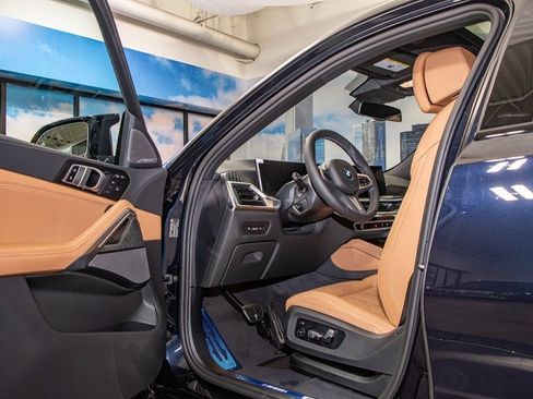 Used 2026 BMW X6 M60i w/ Executive Package image 13