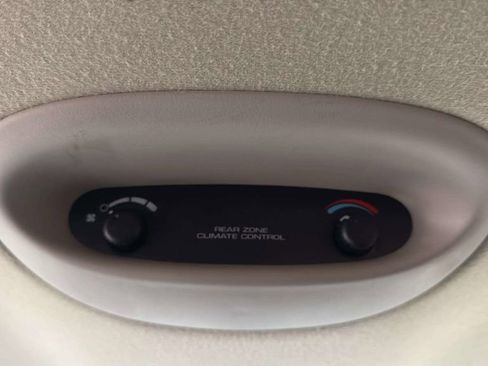 Used 2006 Dodge Grand Caravan SXT FWD image 12