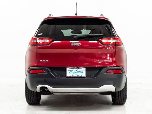Used 2017 Jeep Cherokee Limited AWD/4WD image 28