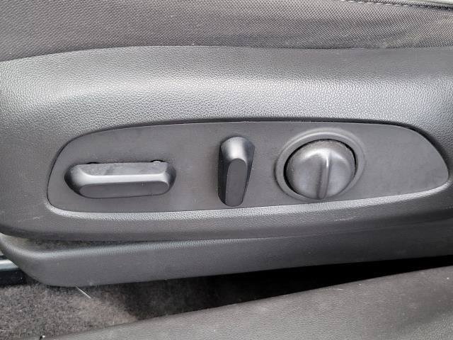 Used 2021 Chevrolet TrailBlazer LT w/ Convenience Package AWD/4WD image 13