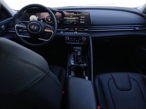 New 2026 Hyundai Elantra Limited FWD image 10