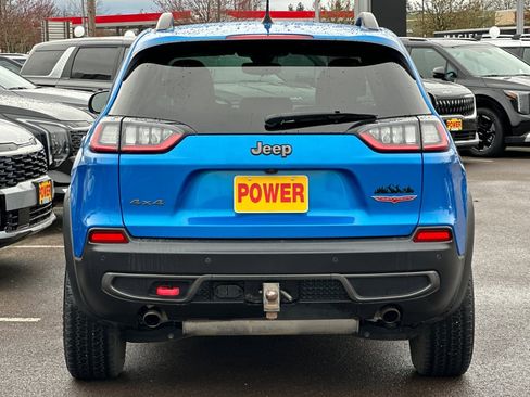 Used 2020 Jeep Cherokee Trailhawk w/ Cold Weather Group image 5