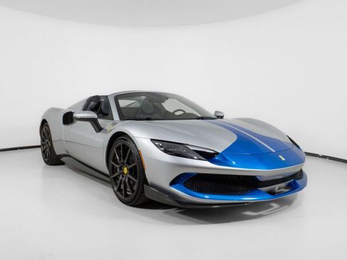 Used 2023 Ferrari 296 GTS image 6