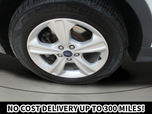 Used 2016 Ford Escape SE w/ Equipment Group 201A AWD/4WD image 30
