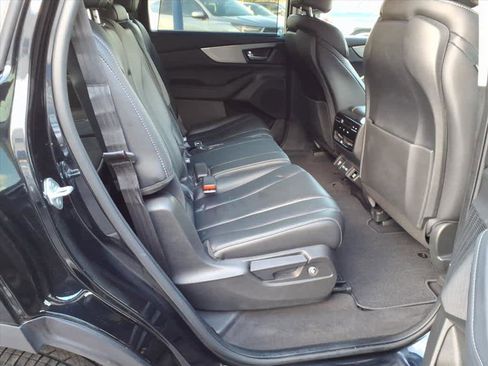 Used 2023 Acura MDX SH-AWD w/ Technology Package image 11