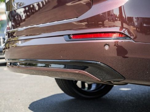 New 2026 Volvo XC90 B6 Ultra w/ Lounge Package image 8