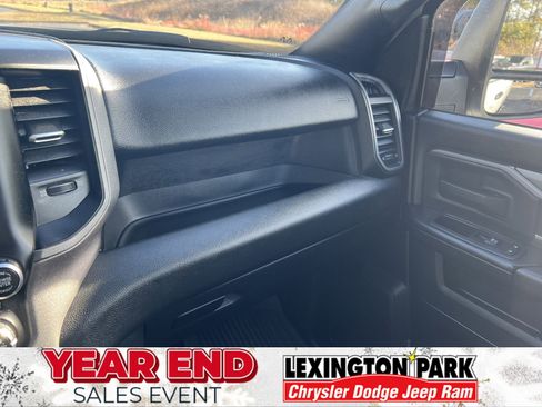 Used 2024 RAM 2500 Tradesman w/ Chrome Appearance Group image 18