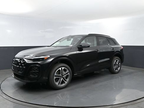 New 2026 Audi Q5 2.0T AWD/4WD image 1