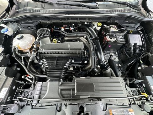 Used 2024 Ford Escape Platinum w/ Class II Trailer Tow Package image 26