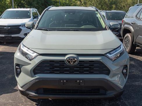 Used 2022 Toyota RAV4 XLE Premium AWD/4WD image 3