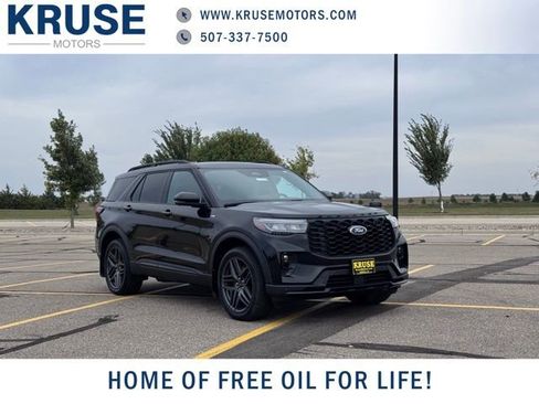 Used 2025 Ford Explorer ST-Line w/ Premium Package image 1