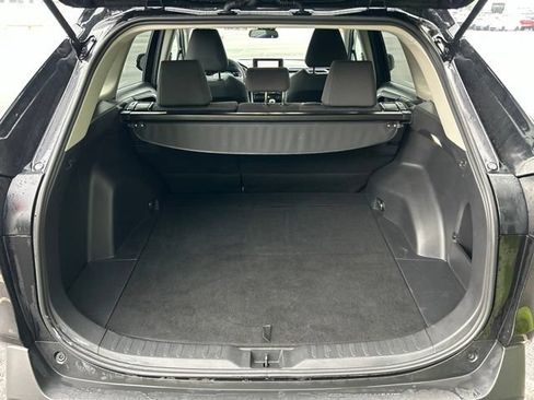 Used 2025 Toyota RAV4 XLE AWD/4WD image 42
