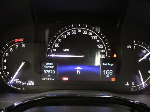 Used 2017 Cadillac XT5 Luxury image 32