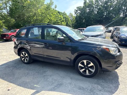Used 2018 Subaru Forester 2.5i w/ Alloy Wheel Package AWD/4WD image 12