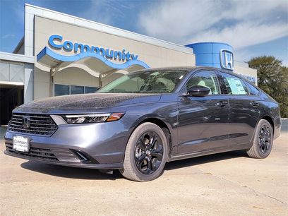 New 2025 Honda Accord SE