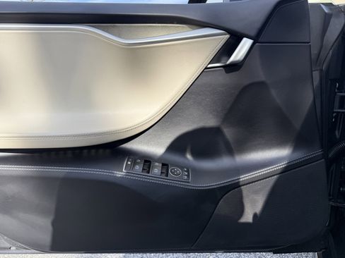 Used 2018 Tesla Model S 75D image 43