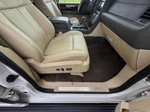 Used 2015 Lincoln Navigator L 4WD w/ Equipment Group 101A Reserve image 86
