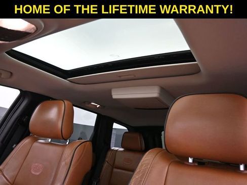 Used 2012 Jeep Grand Cherokee Overland Summit image 36